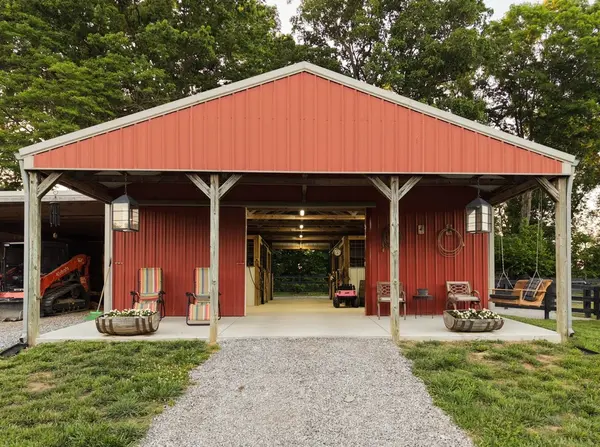 157 Giles Ln, Gallatin, TN 37066