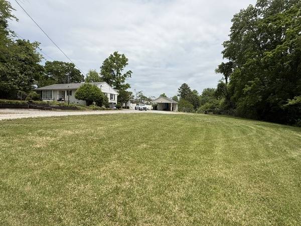 704 Cedar Ln, Tullahoma, TN 37388