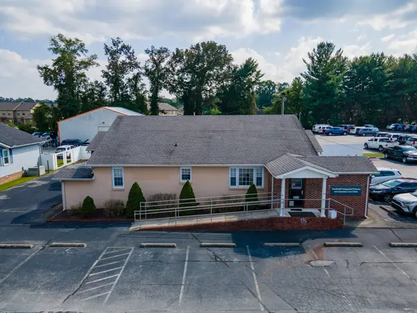 1400 Willow Dr, Manchester, TN 37355