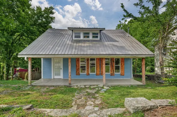 408 Washington St #W, Fayetteville, TN 37334