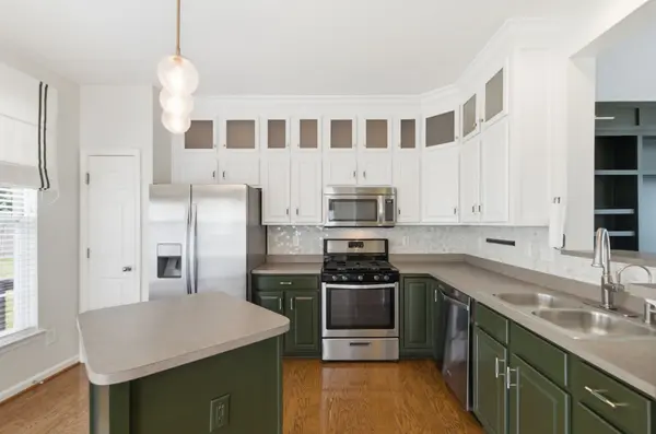 7277 Charlotte Pike #109, Nashville, TN 37209