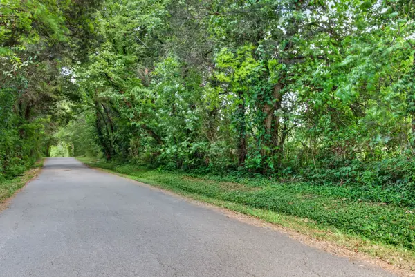 1 Himesville Road, Shelbyville, TN 37160