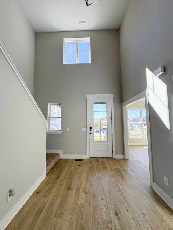 207 Blantons Park Dr, Gallatin, TN 37066