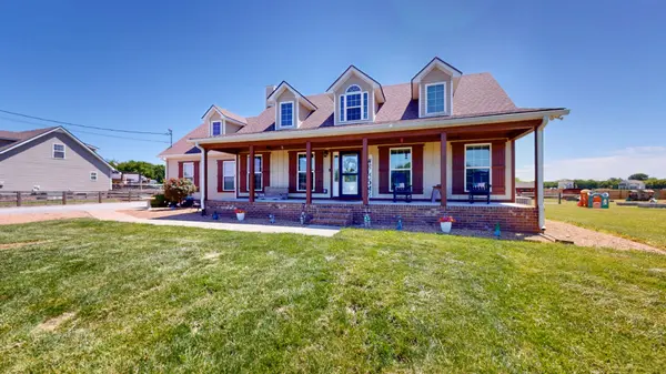 4105 Pyles Rd, Chapel Hill, TN 37034