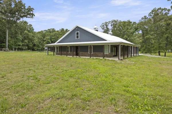 311 Nash Ln, Estill Springs, TN 37330