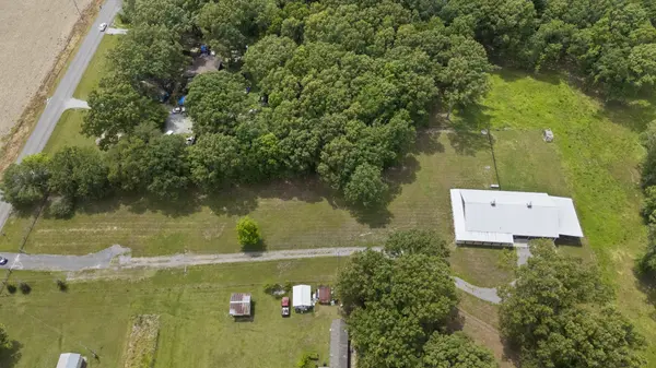 311 Nash Ln, Estill Springs, TN 37330