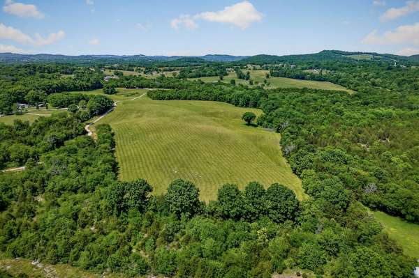 1505 Lower Helton Rd, Alexandria, TN 37012