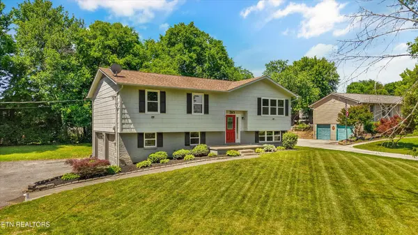 7613 Fall Wind Court, Powell, TN 37849