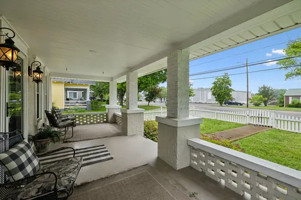 103 S Park St, Hohenwald, TN 38462
