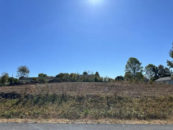 42 County Road 537, Etowah, TN 37331