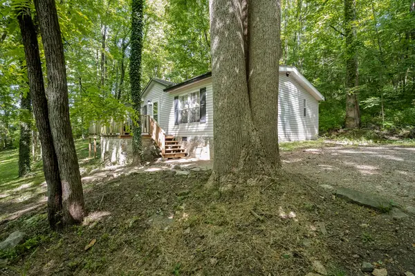 291 Joe Hart Rd, Shelbyville, TN 37160