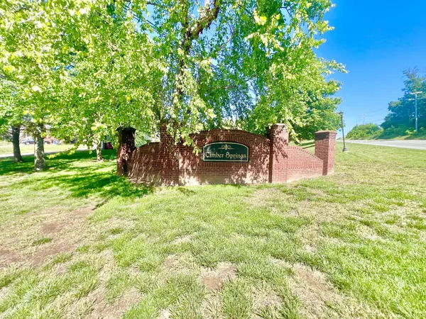 3036 Timberdale Dr, Clarksville, TN 37042