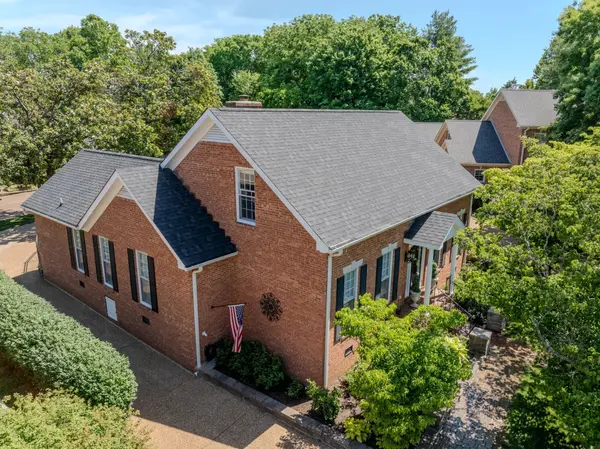 404 Chesterfield Pl, Franklin, TN 37064