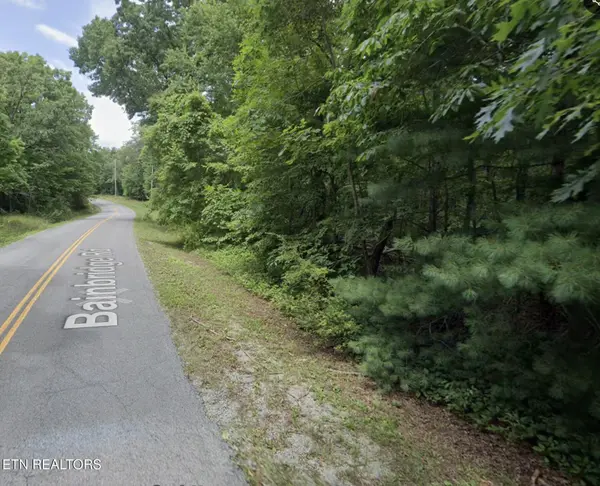 227 Bainbridge Rd, Crossville, TN 38558