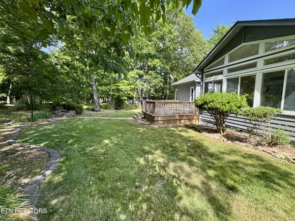 107 Walden Ridge Drive, Crossville, TN 38558