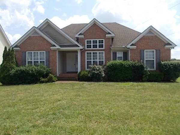 2229 Dewey Dr, Spring Hill, TN 37174