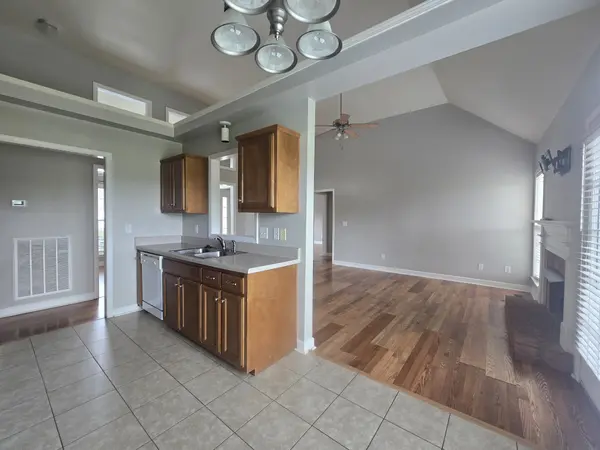 2229 Dewey Dr, Spring Hill, TN 37174