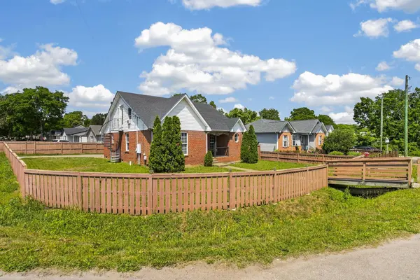 801 N DuPont Ave #N, Madison, TN 37115