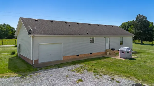 491 White Rd, Portland, TN 37148