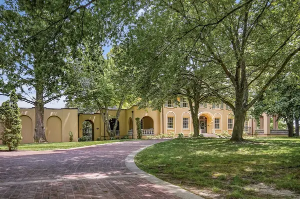 335 N Dixie Ave, Cookeville, TN 38501