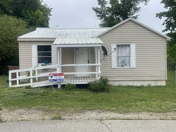 263 Reeves St, Lexington, TN 38351