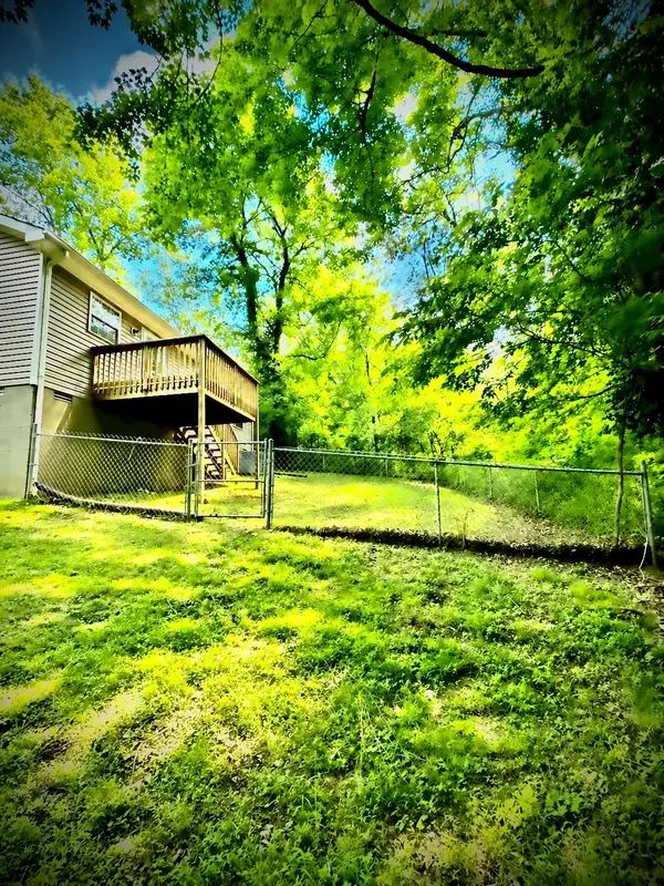 168 Inglewood Dr, Clarksville, TN 37040