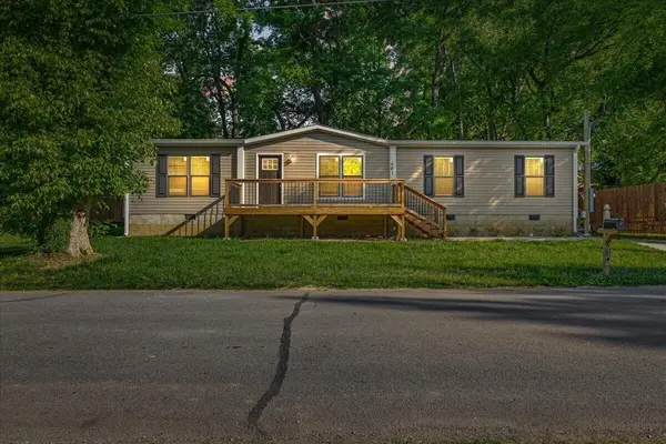 403 W Bank Street, Athens, TN 37303