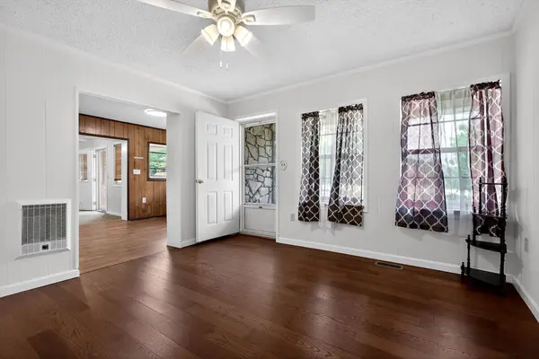 1372 Jamestown Hwy, Livingston, TN 38570