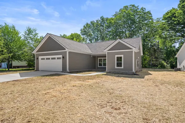 253 Brookfield Cir, Winchester, TN 37398