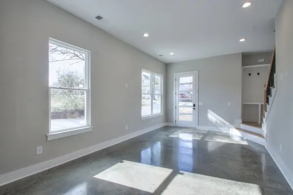 2810 Gear St, Nashville, TN 37216