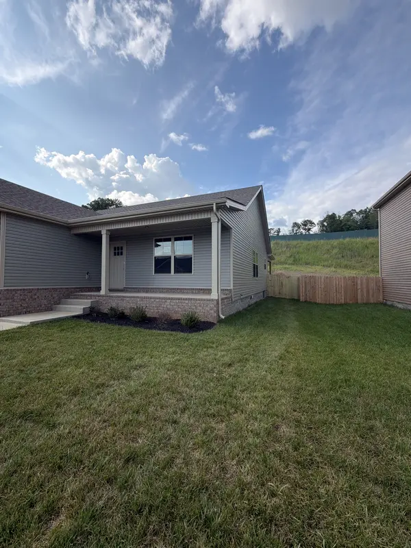 279 Cardinal Creek 139 Brenda Dr, Clarksville, TN 37040