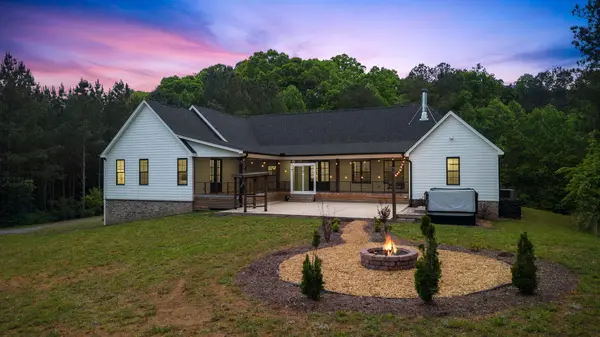 1618 Van Davis Road #NW, Charleston, TN 37310