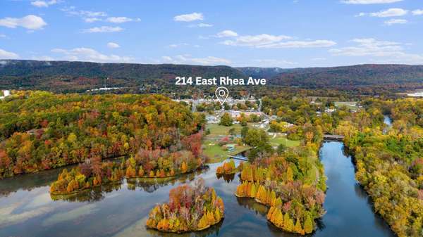 214 E Rhea Avenue, Spring City, TN 37381