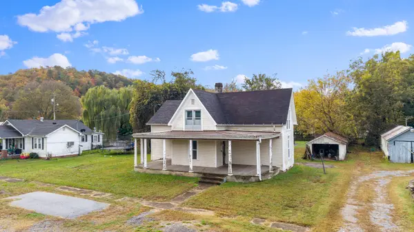 214 E Rhea Avenue, Spring City, TN 37381