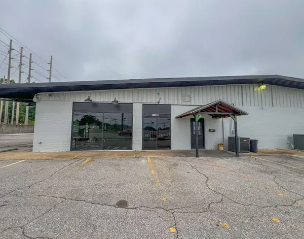 1191 Fort Campbell Blvd, Clarksville, TN 37042