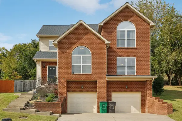 2048 Harvest Ln, Nashville, TN 37218