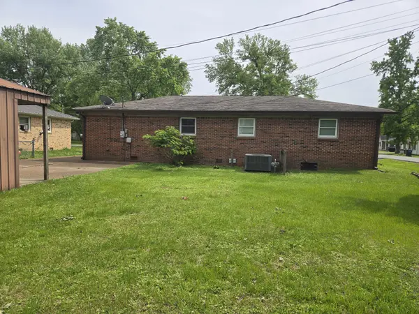 95 Sunset Dr, Waverly, TN 37185