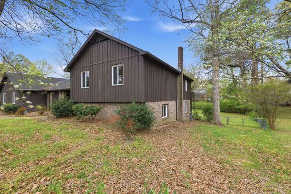 31 Colonial Cv, Jackson, TN 38305