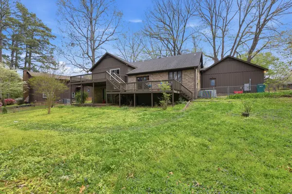 31 Colonial Cv, Jackson, TN 38305