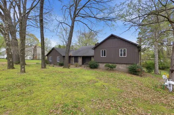 31 Colonial Cv, Jackson, TN 38305