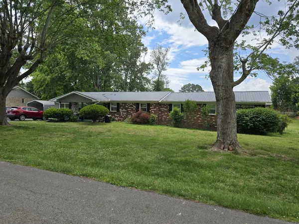 203 Cherry Ln, Mcminnville, TN 37110