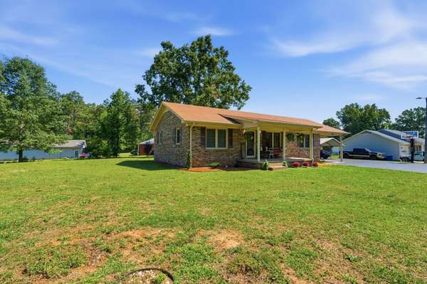 445 Bounce Dr, Savannah, TN 38372