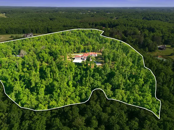7948 Daugherty Capley Rd, Primm Springs, TN 38476