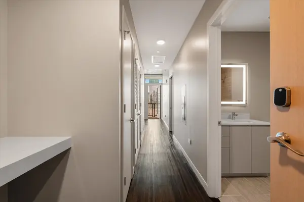 805 Church St #NE #2402, Nashville, TN 37203