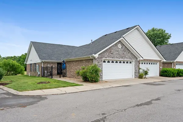816 Lock 4 Rd #301, Gallatin, TN 37066