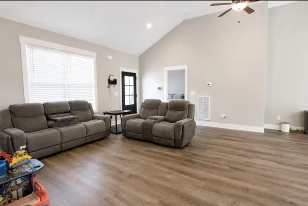 12 Willow Cir, Mcminnville, TN 37110