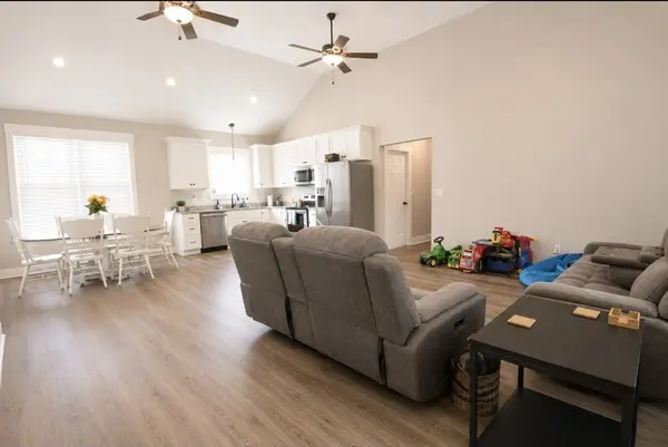 12 Willow Cir, Mcminnville, TN 37110