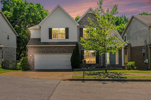 6939 Calderwood Dr, Antioch, TN 37013