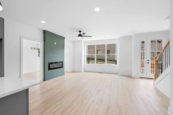 3123 River Dr, Nashville, TN 37218