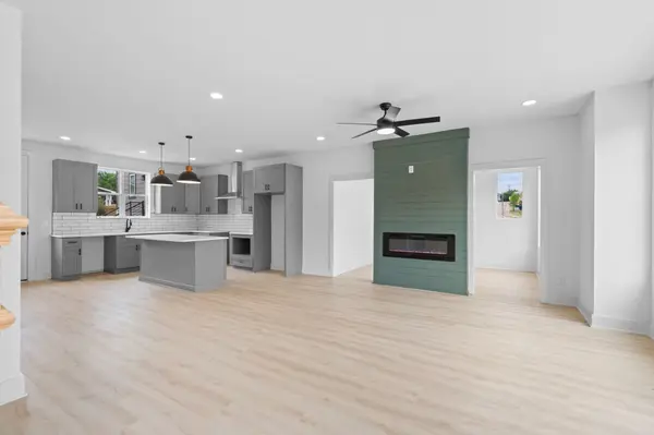 3123 River Dr, Nashville, TN 37218